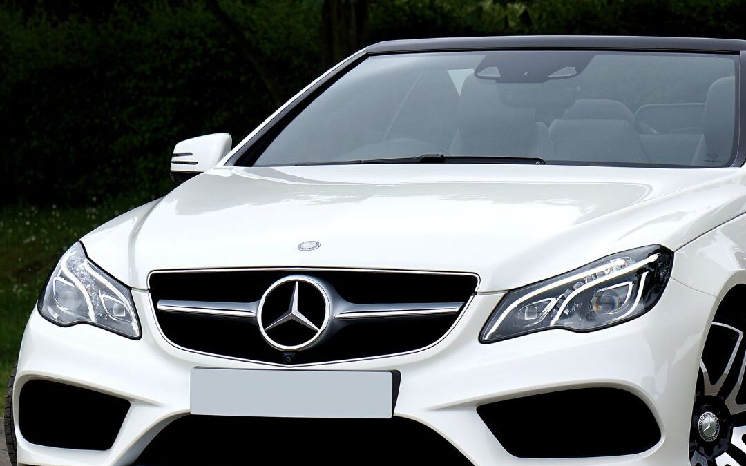 4 Signs It’s Time for Professional Maintenance for Your Mercedes